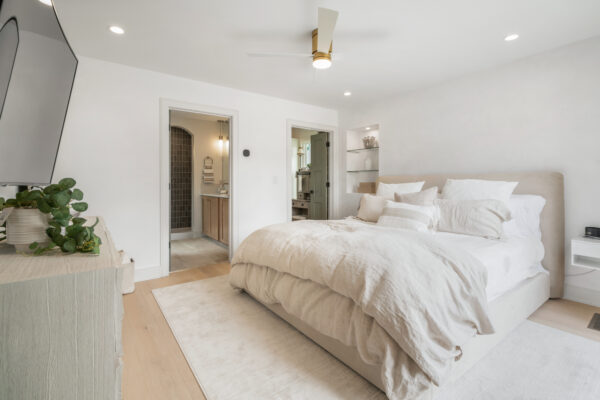 LaRuchePhoto-KLynch-172HighStreet-Photos-14